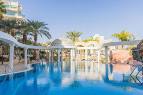 YalaRent Golf Residence 3BR apt in luxury complex with pool
